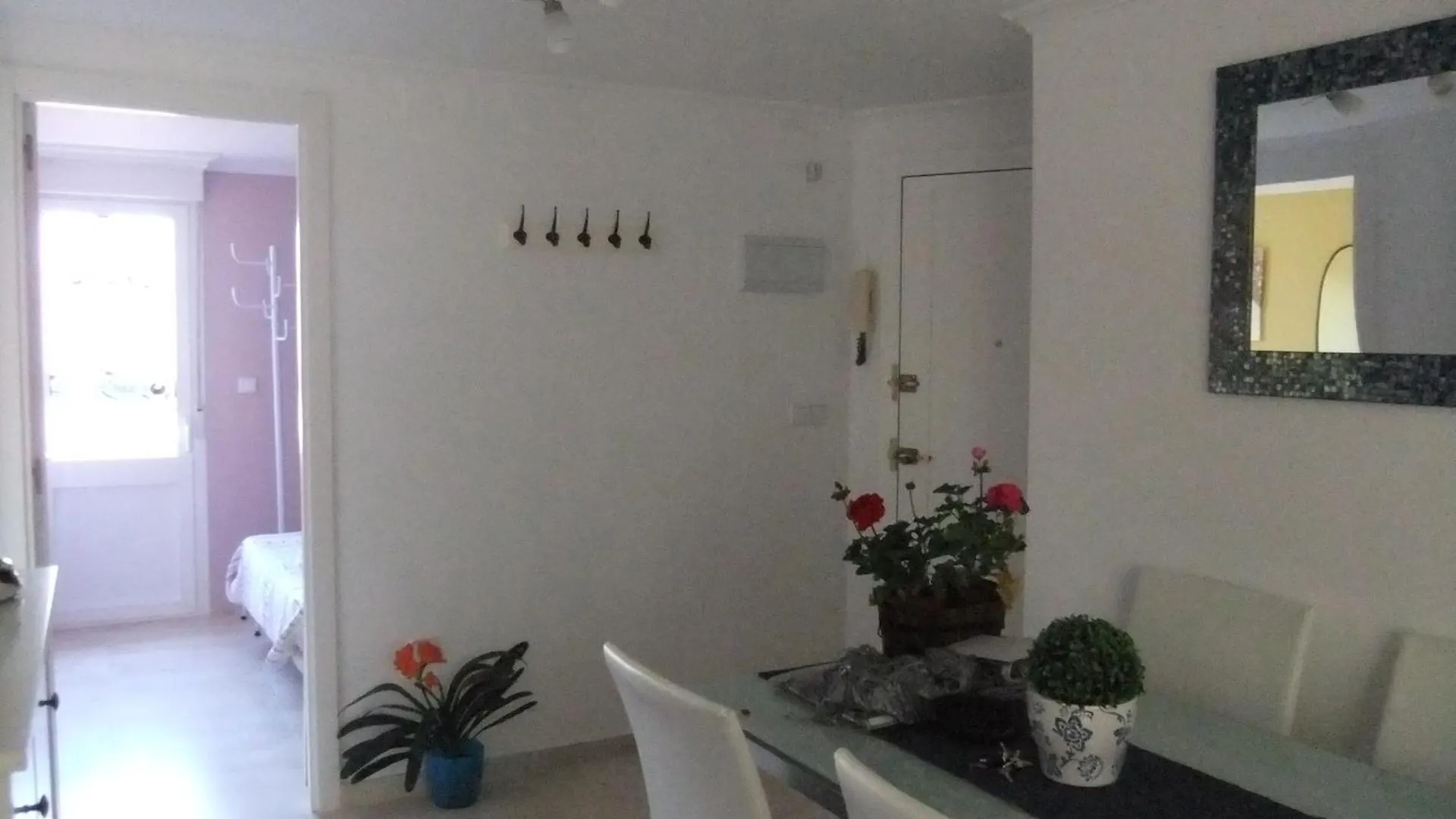 Cozy And Charming House In Sevilla Spain